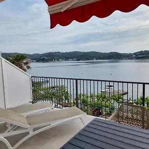 Apartment Suzana, Supetarska Draga